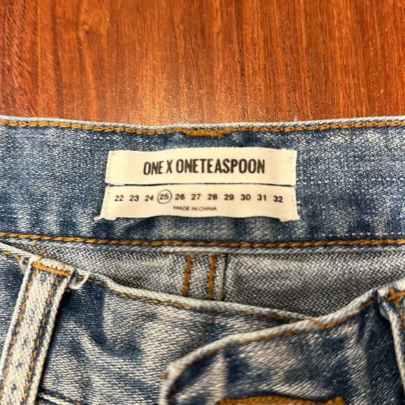 Adorable One Teaspoon Denim Jeans - Size 25 - Picture 3 of 4